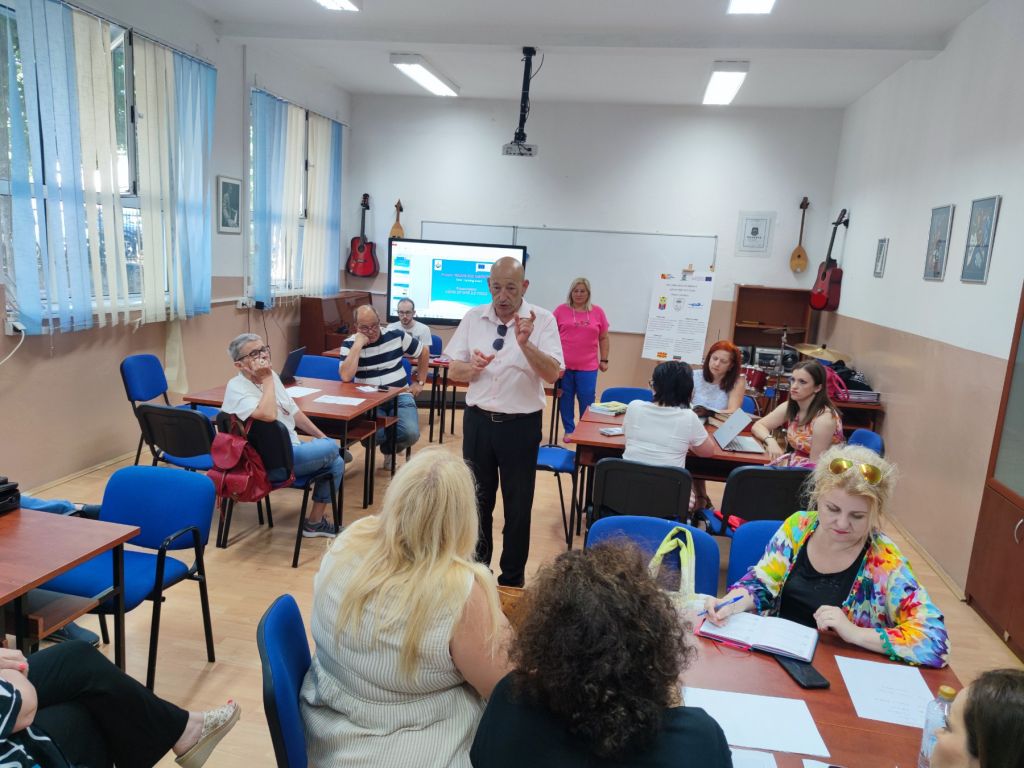 Първо обучение по проект2022-1-BG01-KA220-SCH-000087846 по програма ЕРАЗЪМ+ 2